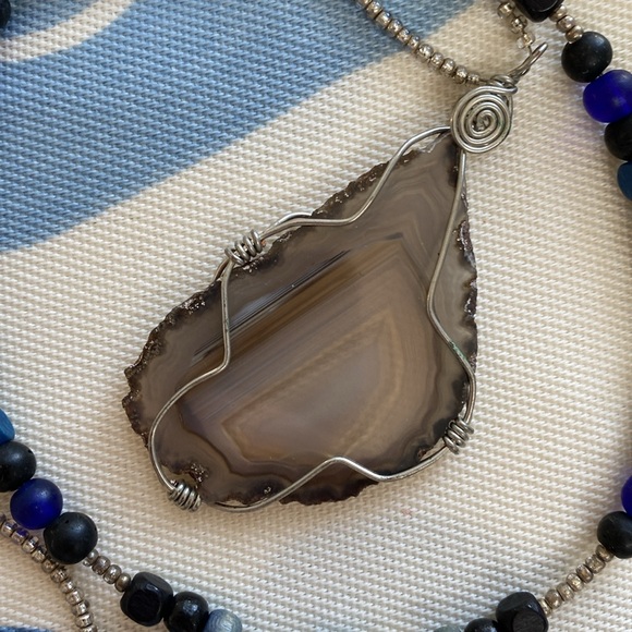 Agate Sun Catcher/Sun Catcher  Necklace - Picture 3 of 5